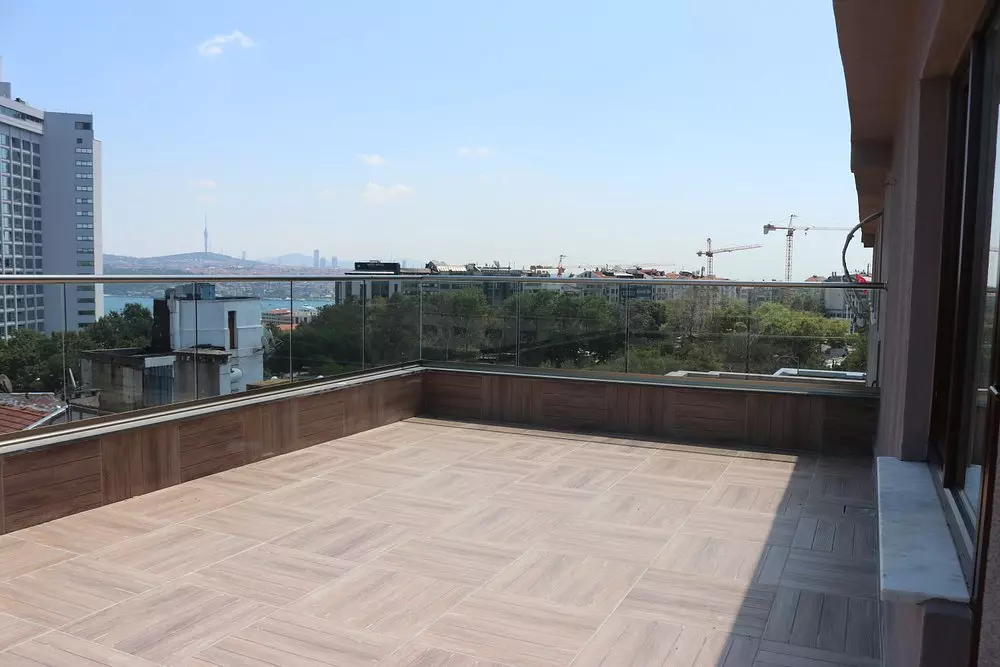 تراس Crystal Hotel Taksim